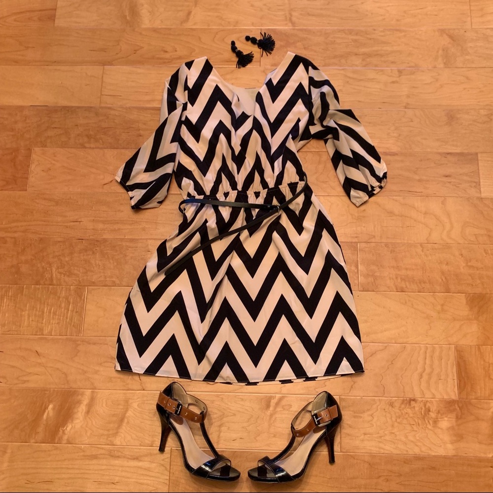 Gianni Bini Chevron Dress size L